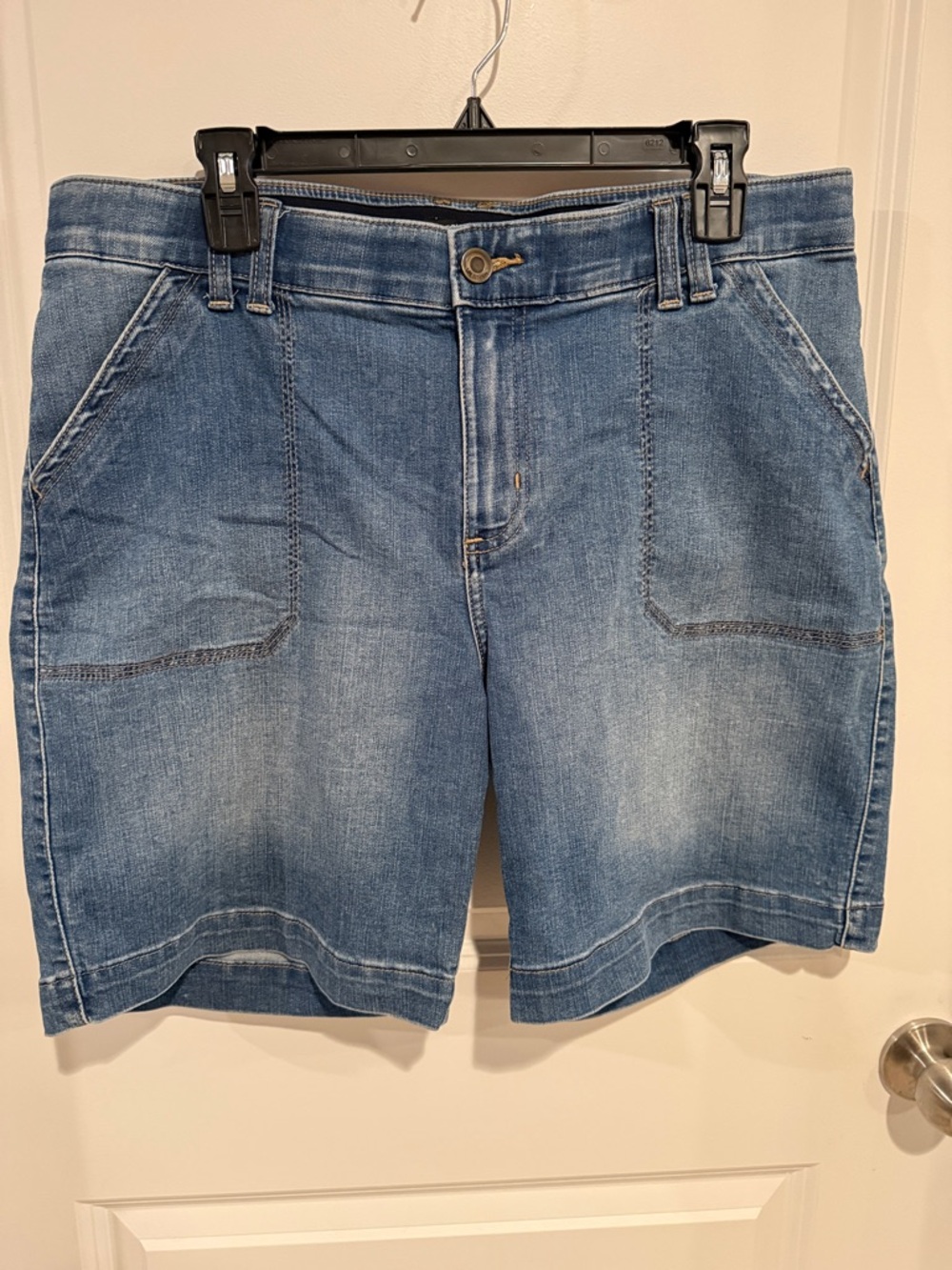 Lee Women's Medium Blue Denim Jean Shorts